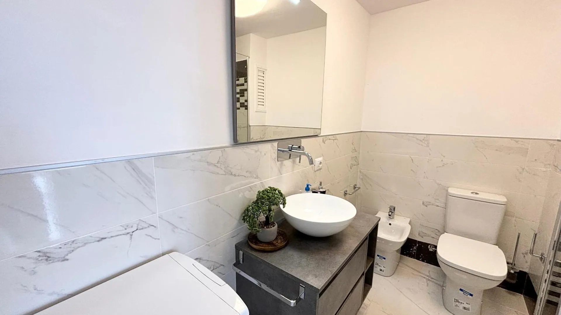 Luxury Ocean View Apartment 6Th Floor لوس كريستيانوس 0*,  إسبانيا