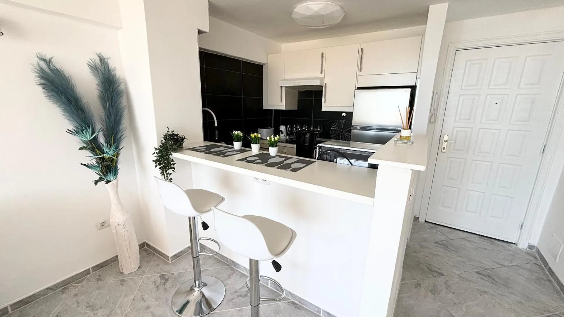 Luxury Ocean View Apartment 6Th Floor لوس كريستيانوس